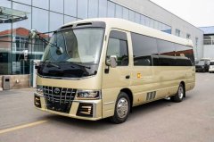 17座中巴车租车费用详解：北京首汽租